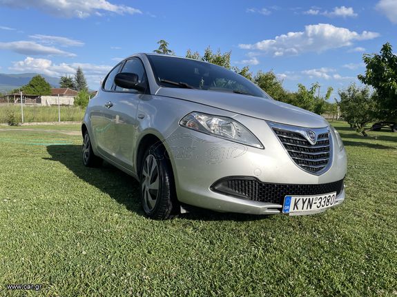 Lancia Ypsilon 2013 Ypsilon