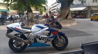 Suzuki GSX-R 600 1999 SRAD