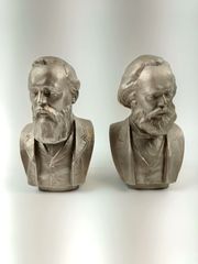 Karl Marx & Friedrich Engels δύο συλλεκτικές προτομές της δεκαετίας του '80.