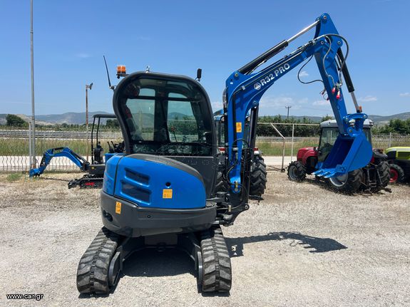Εκσκαφέας Με Ερπύστριες 2025 R32 PRO / 3.5 TN / KUBOTA ΚΙΝΗΤΗΡΑ