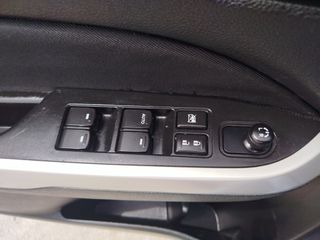 Suzuki Vitara 2015 1.6 DDiS-thumb-40