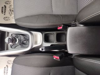 Suzuki Vitara 2015 1.6 DDiS-thumb-38