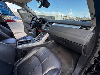 Land Rover Range Rover Evoque 2016 2.0 Td4 SE Dynamic-thumb-35