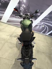 Honda CB 650 2026 R e-cluch ΑΤΟΚΑ-thumb-9