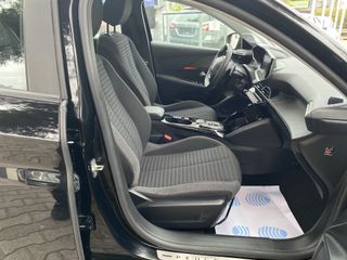 Peugeot 208 2022 PureTech 100 S&S EAT8 Acti 1.2-thumb-9