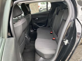Peugeot 208 2022 PureTech 100 S&S EAT8 Acti 1.2-thumb-11
