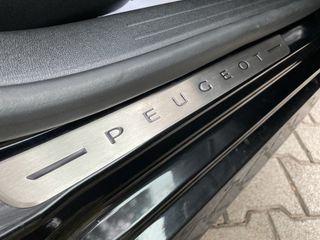 Peugeot 208 2022 PureTech 100 S&S EAT8 Acti 1.2-thumb-27