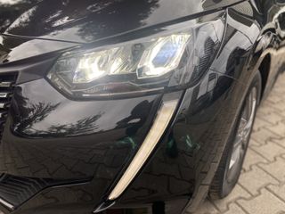 Peugeot 208 2022 PureTech 100 S&S EAT8 Acti 1.2-thumb-32