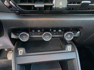 Citroen C4 2023 1.2 FEEL ΑΡΙΣΤΟ ΧΩΡΙΣ ΤΕΛΗ LED-thumb-16