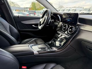 Mercedes-Benz GLC 300 2021 DE 4MATIC 9G-TRONIC AMG LINE-thumb-17