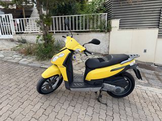 Piaggio Carnaby 200 2007-thumb-12