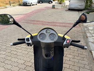Piaggio Carnaby 200 2007-thumb-13