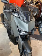 Yamaha XMAX 300 2026 EURO 5-thumb-11