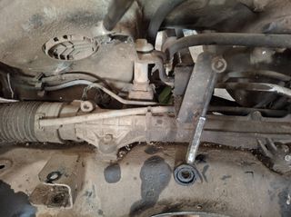 ΚΡΕΜΑΡΓΙΕΡΑ ΥΔΡΑΥΛΙΚΗ PEUGEOT 206 /  2000 -2008-thumb-2