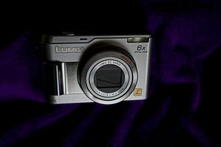 Panasonic Lumix DMC-LZ2