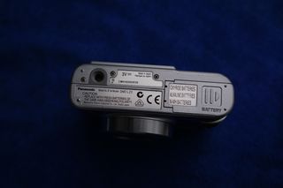 Panasonic Lumix DMC-LZ2-thumb-8