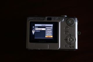 SONY CYBERSHOT DSC-W30 SILVER-thumb-7