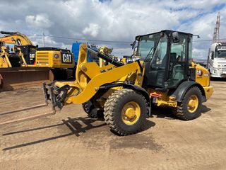 Φορτωτής Με Λάστιχα CAT 2020 906Μ