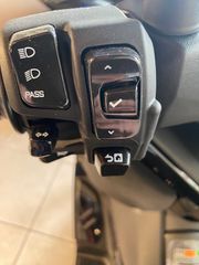 Yamaha XMAX 300 2026-thumb-7
