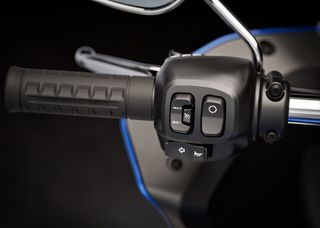 Harley Davidson Lowrider ST 2025 Απόκτησε τη δική σου Harley με χρηματοδότηση ως 48 μήνες-thumb-10