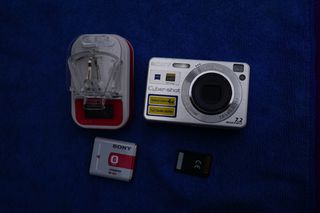 Sony Cybershot DSC-W110.-thumb-6