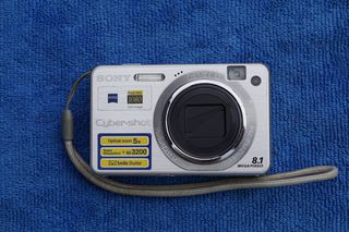 Sony Cyber-shot DSC-W150. Super HAD CCD 8,1 megapixel.
