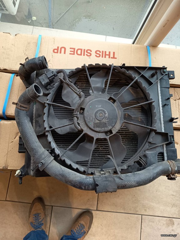 ΨΥΓΕΙΟ ΜΕ ΒΕΝΤΙΛΑΤΕΡ HYUNDAI I30 CRDi DIESEL 2011-2015