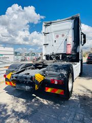 Mercedes-Benz 2014 1851-thumb-4