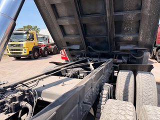 Ανατροπή Scania 2007 R420-thumb-16