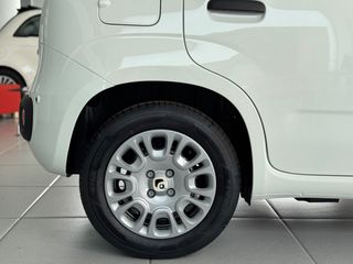 Fiat Panda 2026 ICON Hybrid-thumb-12