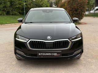 Skoda Octavia 2023 GRAND COUPE-thumb-2