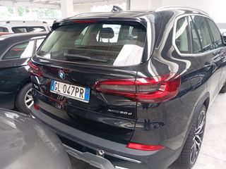 Bmw X5 2023 X DRIVE 300 48V X LINE-thumb-8