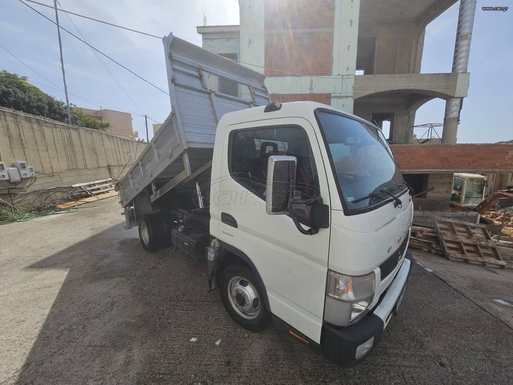 Ανατροπή Mitsubishi 2016 FUSO