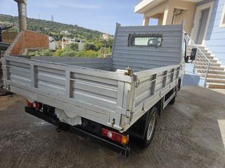 Ανατροπή Mitsubishi 2016 FUSO-thumb-6