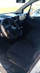 Citroen Berlingo 2011-thumb-12
