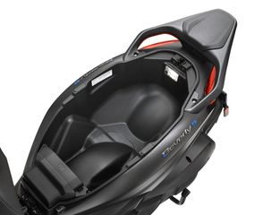 Piaggio Beverly 310 2026 hpe E5+-thumb-7