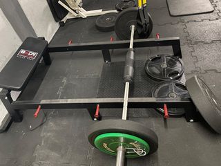 Hip thruster