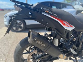 KTM 1290 Super Adventure 2017-thumb-6