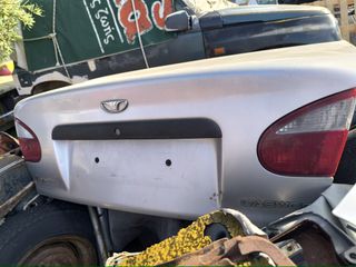 πορτμπαγκάζ από Daewoo lanos 1999