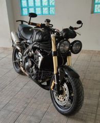 Triumph Speed Triple 1050 2005-thumb-2
