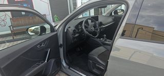 Audi Q2 2017 1.4 TFSI  S line-thumb-12