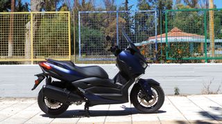 Yamaha XMAX 300 2018-thumb-9