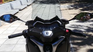 Yamaha XMAX 300 2018-thumb-12