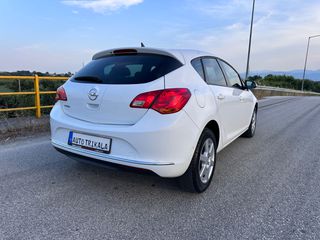 Opel Astra 2015-thumb-10