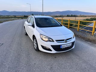 Opel Astra 2015-thumb-14