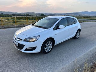 Opel Astra 2015-thumb-17