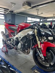 Yamaha YZF-R1 2002