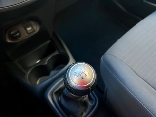 Toyota Yaris 2015 Toyota Yaris III (facelift ) 1.4 D-4D (90 Hp) ΕΛΛΗΝΙΚΟ+ΒΟΟΚ-thumb-34