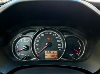 Toyota Yaris 2015 Toyota Yaris III (facelift ) 1.4 D-4D (90 Hp) ΕΛΛΗΝΙΚΟ+ΒΟΟΚ-thumb-32