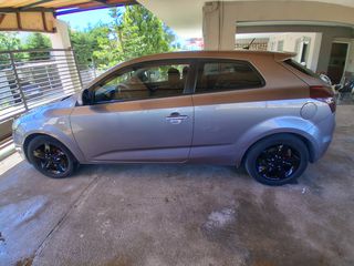 Kia ProCeed / pro_cee'd 2009-thumb-1